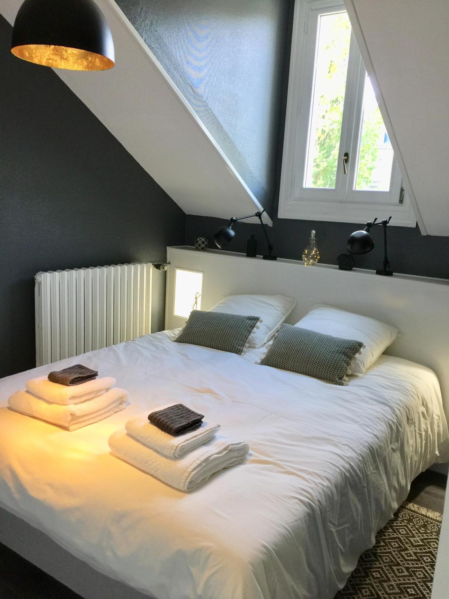 Maison D'Hotes Joussaume Latour Chateau-Thierry Ruang foto
